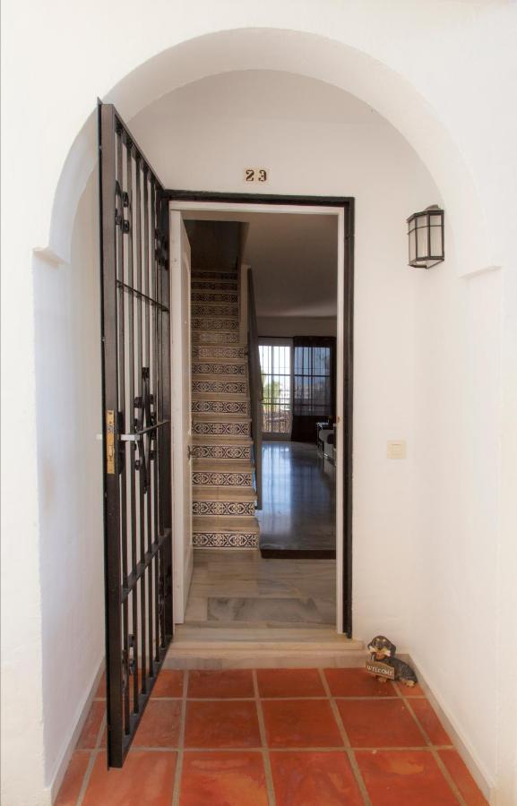 Agradable Adosado Con Piscina La Hidalga Villa Benalmadena Exterior photo